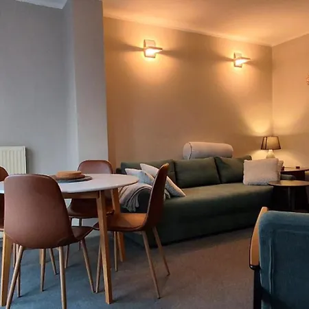 Podczele Tarsis Apartment *